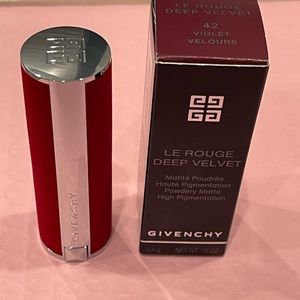 GIVENCHY Powdery Matter